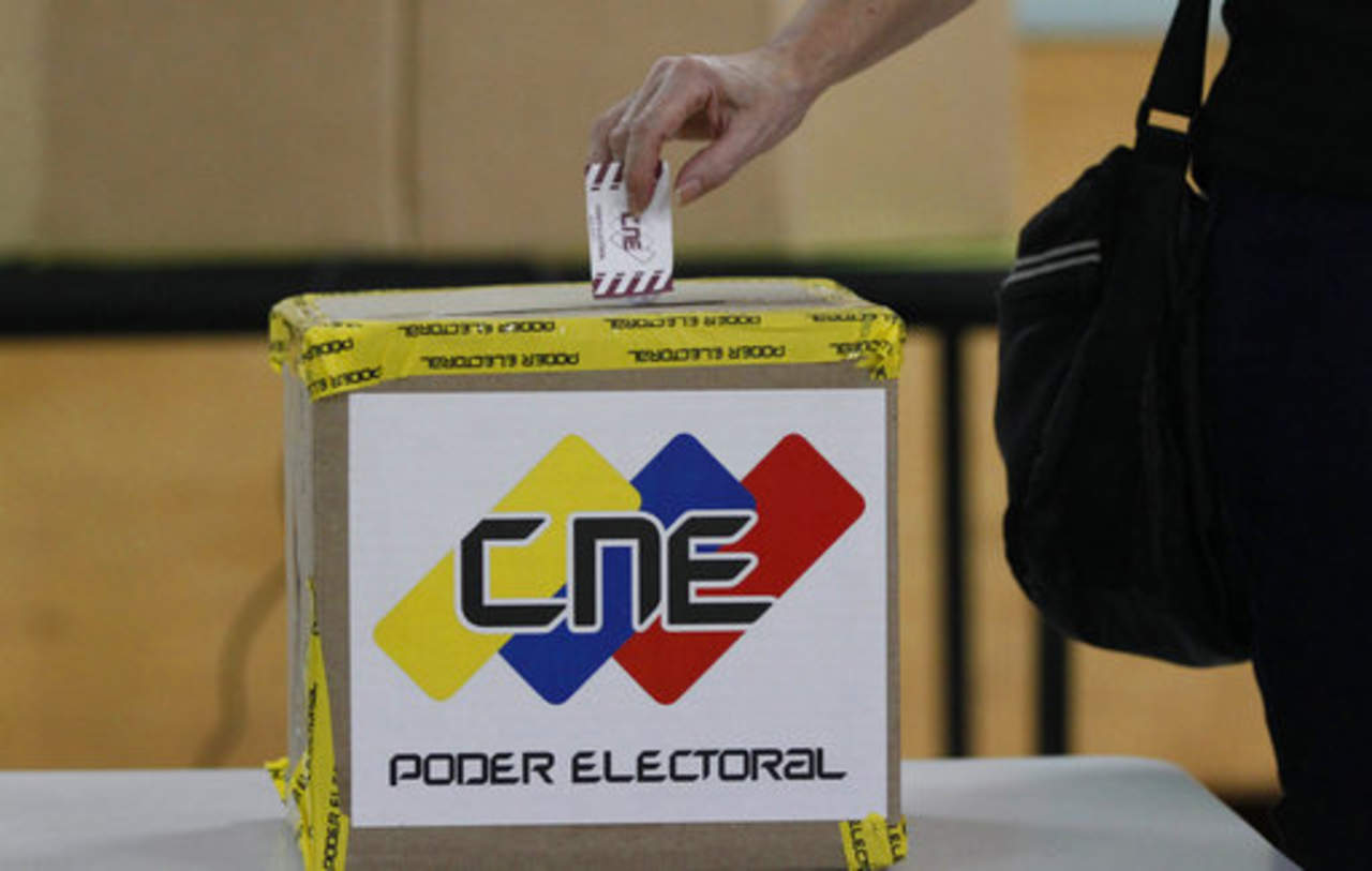 A través de un comunicado se consideró que las elecciones del pasado 15 de octubre en ese país sudamericano estuvieron llenas de obstáculos, actos de intimidación, manipulación e irregularidades. (AP)