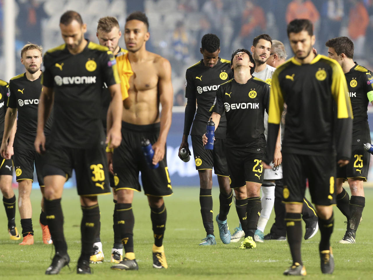 Borussia Dortmund apenas sumó su primer punto en el grupo H. Borussia Dortmund se complica tras empate en Nicosia