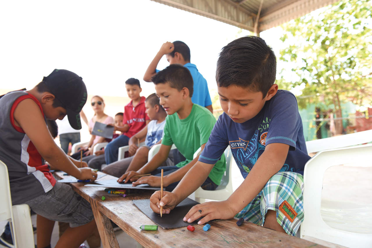 CIE lleva cursos de verano gratuitos a niños de comunidades rurales. Foto: CIE