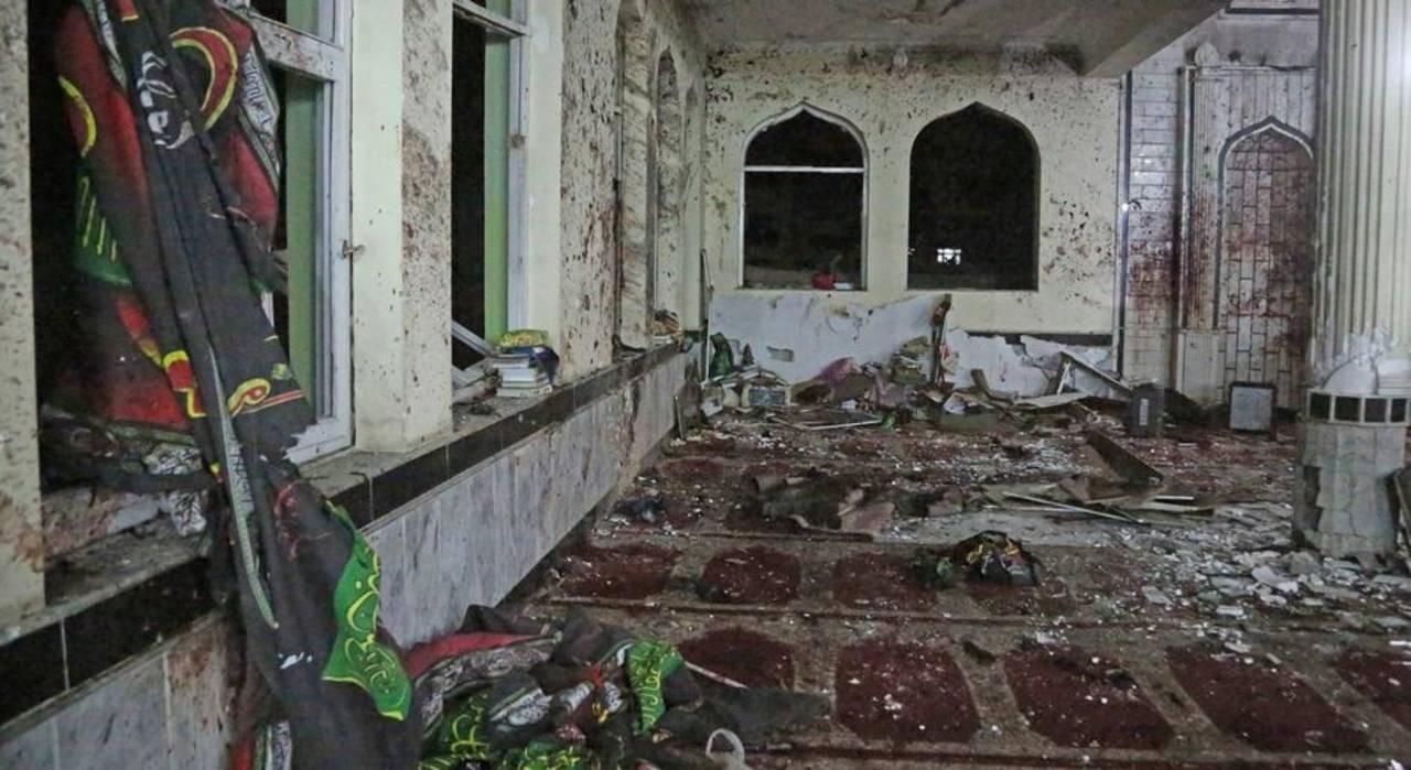 Fatales. El presidente afgano, Ashraf Gani, condenó enérgicamente los ataques en las mezquitas.