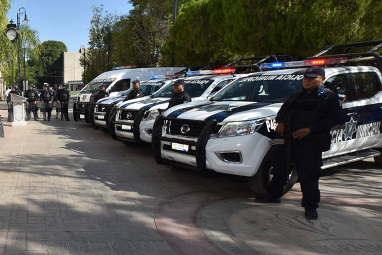 Seguridad. Autoridades municipales realizaron la entrega de las nuevas unidades para la Policía Municipal de Lerdo. (EL SIGLO DE TORREÓN)