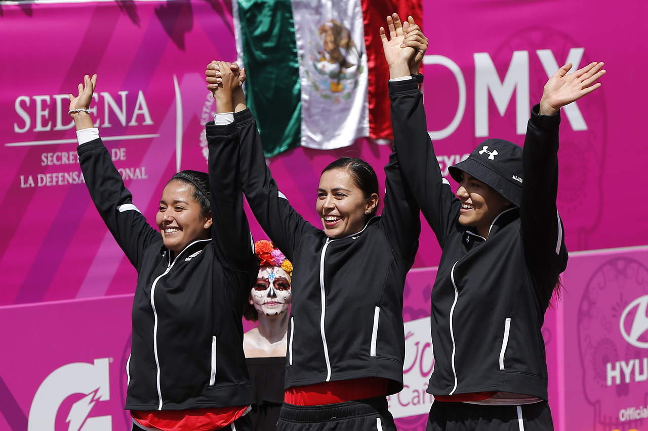Aída Román, Mariana Avitia y Alejandra Valencia cayeron 6-2 ante el representativo de Corea en el Zócalo capitalino. (EFE) 