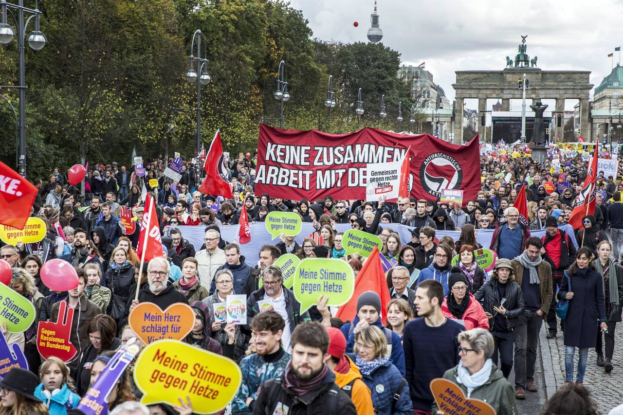 Marcha. La protesta inició en la Puerta de Brandeburgo. (EFE)