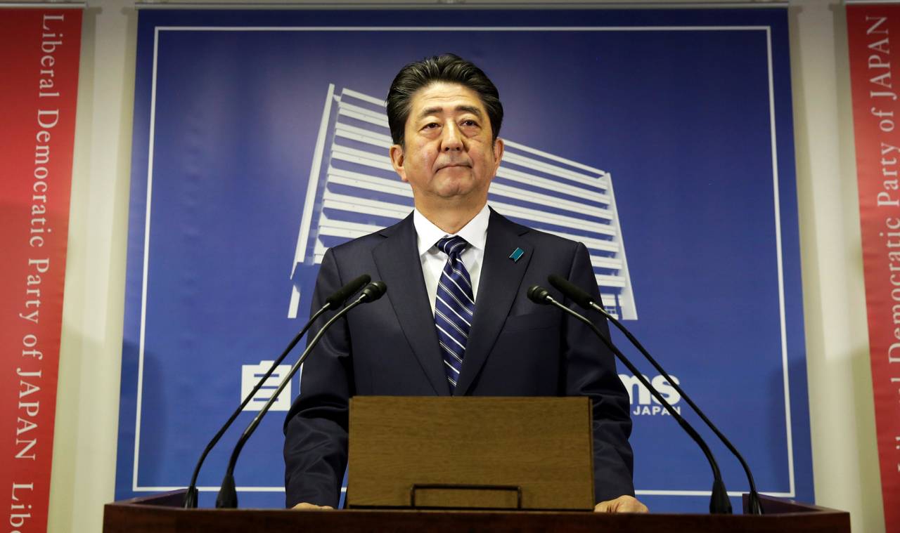 Victoria. El triunfo del PLD dio al primer ministro Shinzo Abe, la posibilidad de modificar la Constitución de Japón. (EFE)