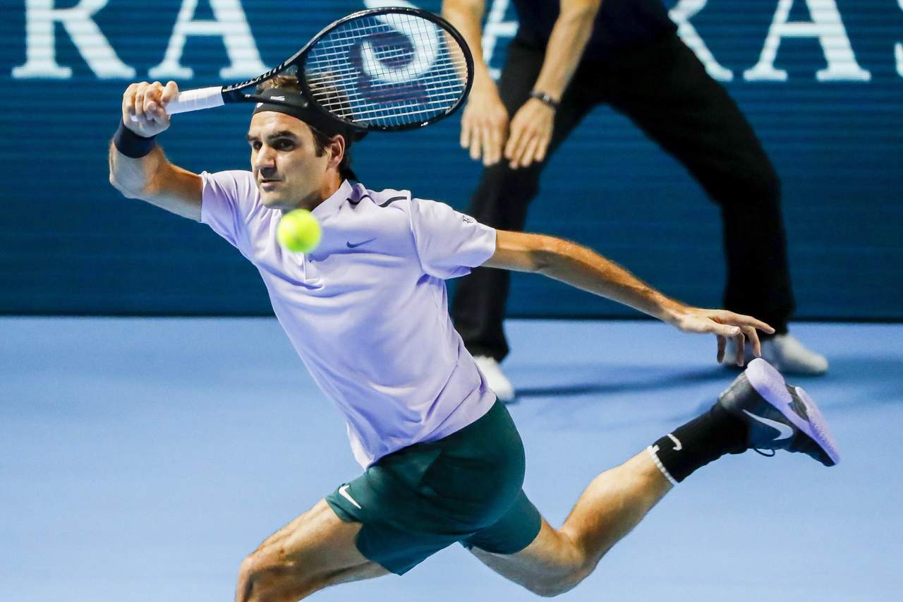 Roger Federer no tuvo problemas para derrotar 6-1, 6-3 al joven Frances Tiafoe. (EFE)