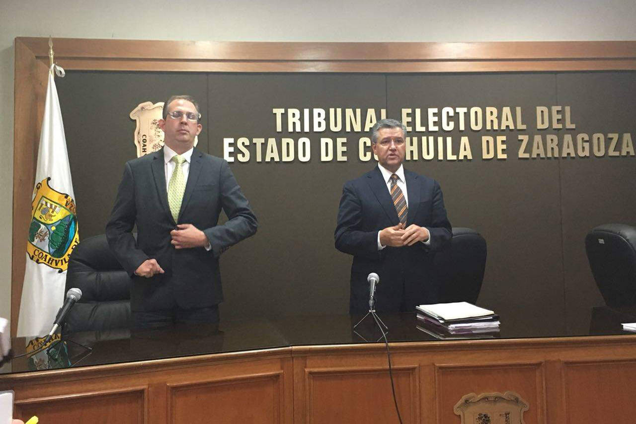 Pasos. Ayer se llevó a cabo la sesión en el Tribunal Electoral de Coahuila.