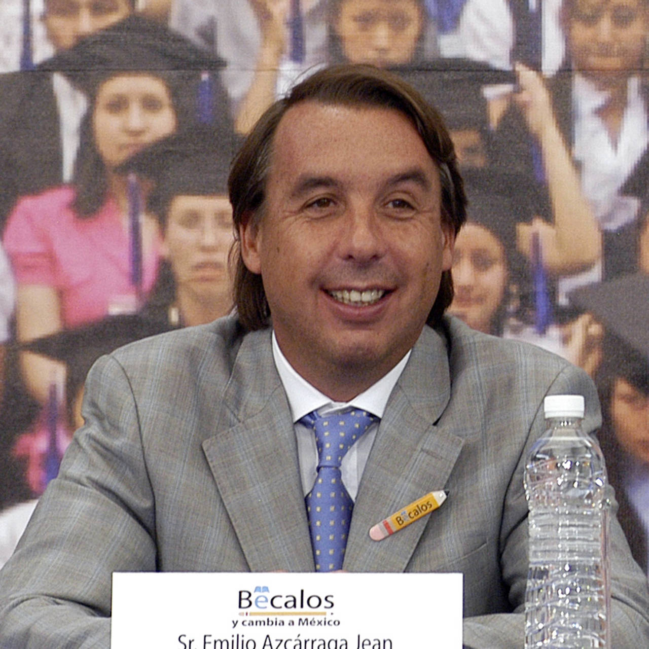 En 2018. Azcárraga Jean dejará el liderazgo de Televisa  y habrá dos copresidentes Bernardo Gómez y Alfonso de Angoitia. (ARCHIVO)
