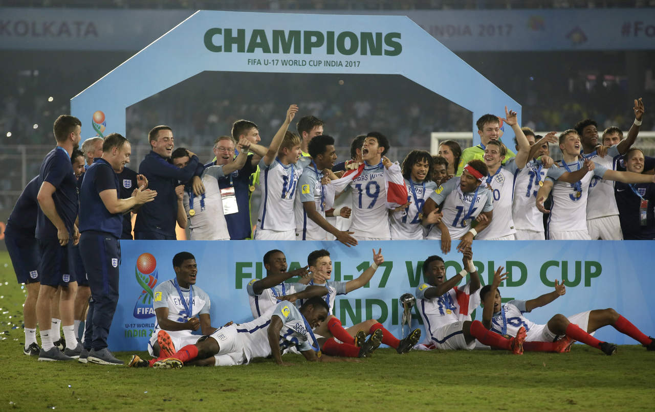 La selección inglesa derrotó 5-2 a España en la final del Mundial Sub-17. (AP)