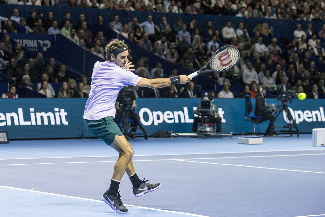 El tenista suizo Roger Federer busca su séptimo título en esta temporada. (Fotografía de AP)