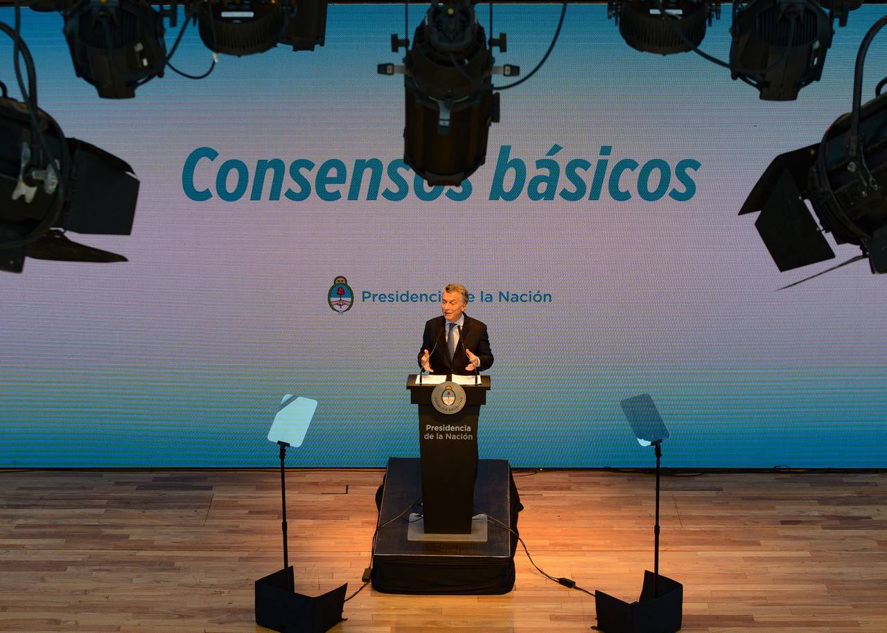 Cambio. Ante funcionarios, empresarios y dirigentes sociales, Mauricio Macri relanzó su gobierno con reformas integrales. (NOTIMEX)