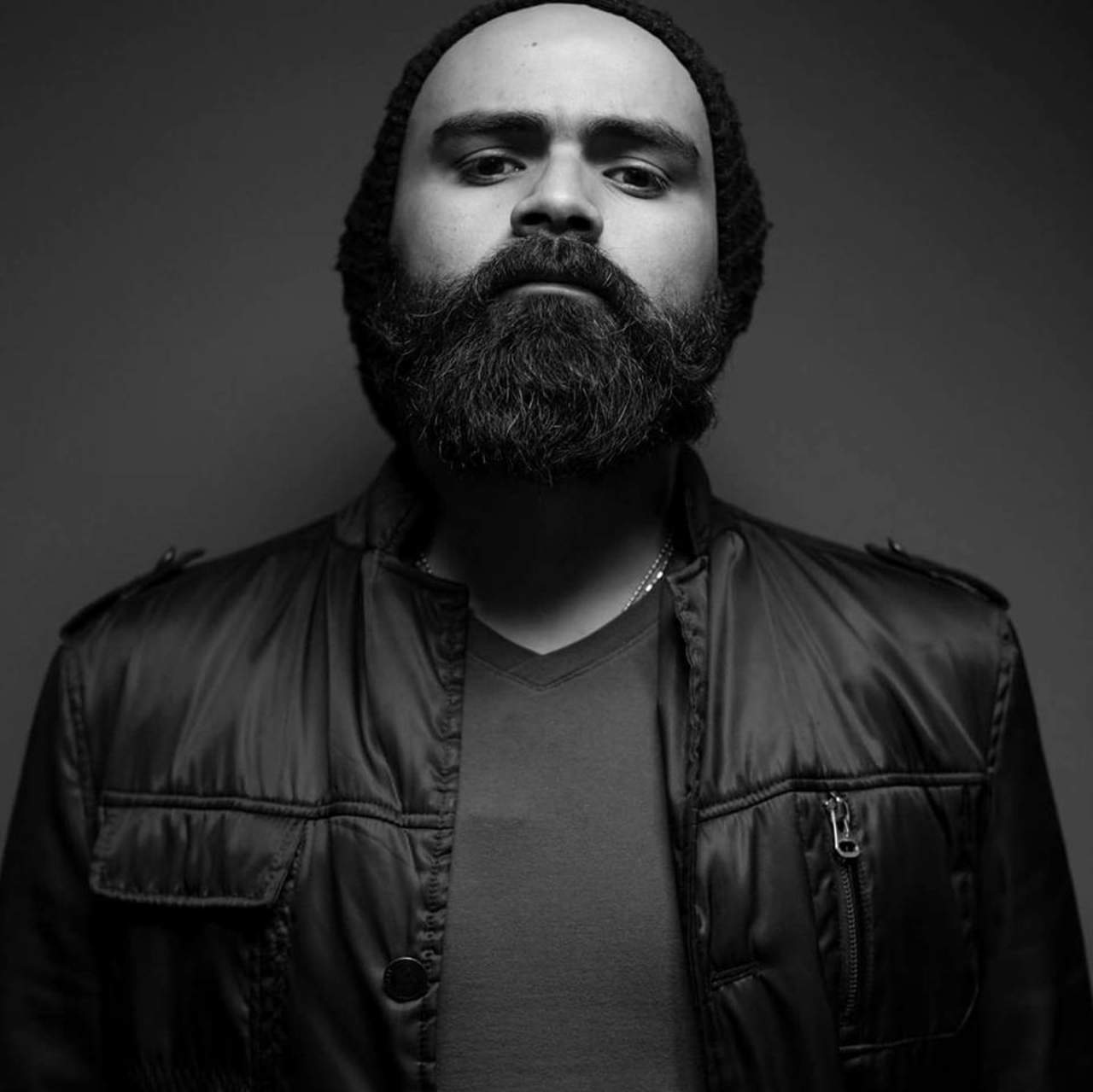 El comediante de stand up Freddy El Regio fue recientemente señalado de acoso sexual contra otra standupera.