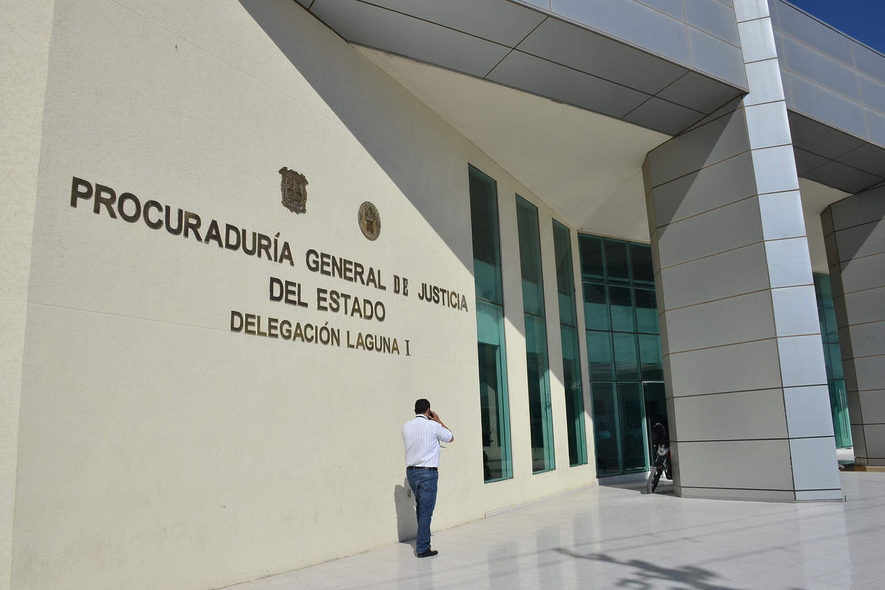 Una persona que acude a denunciar un delito en una agencia del Ministerio Público debe esperar en promedio no menos de 2 horas en Durango y en Coahuila. (EL SIGLO DE TORREÓN/FERNANDO COMPEÁN)