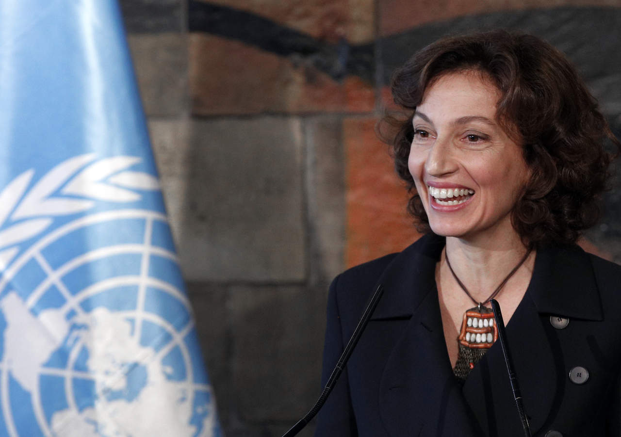 En un comunicado, la UNESCO recordó que el pasado 13 de octubre los integrantes del Consejo Ejecutivo habían propuesto a Azoulay para suceder a Irina Bokova (Bulgaria) en el cargo. En el acto, Zohour Alaoui, presidenta de la XXXIX reunión de la Conferencia General felicitó a la francesa por el nombramiento. (AP)
