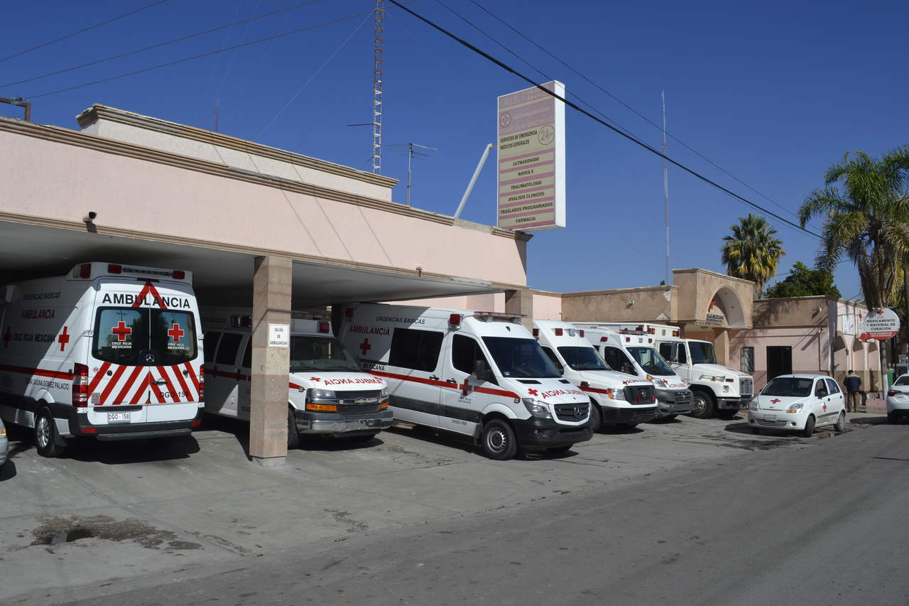 Hasta el lugar arribaron las autoridades de seguridad así como los paramédicos de la Cruz Roja de Gómez Palacio.