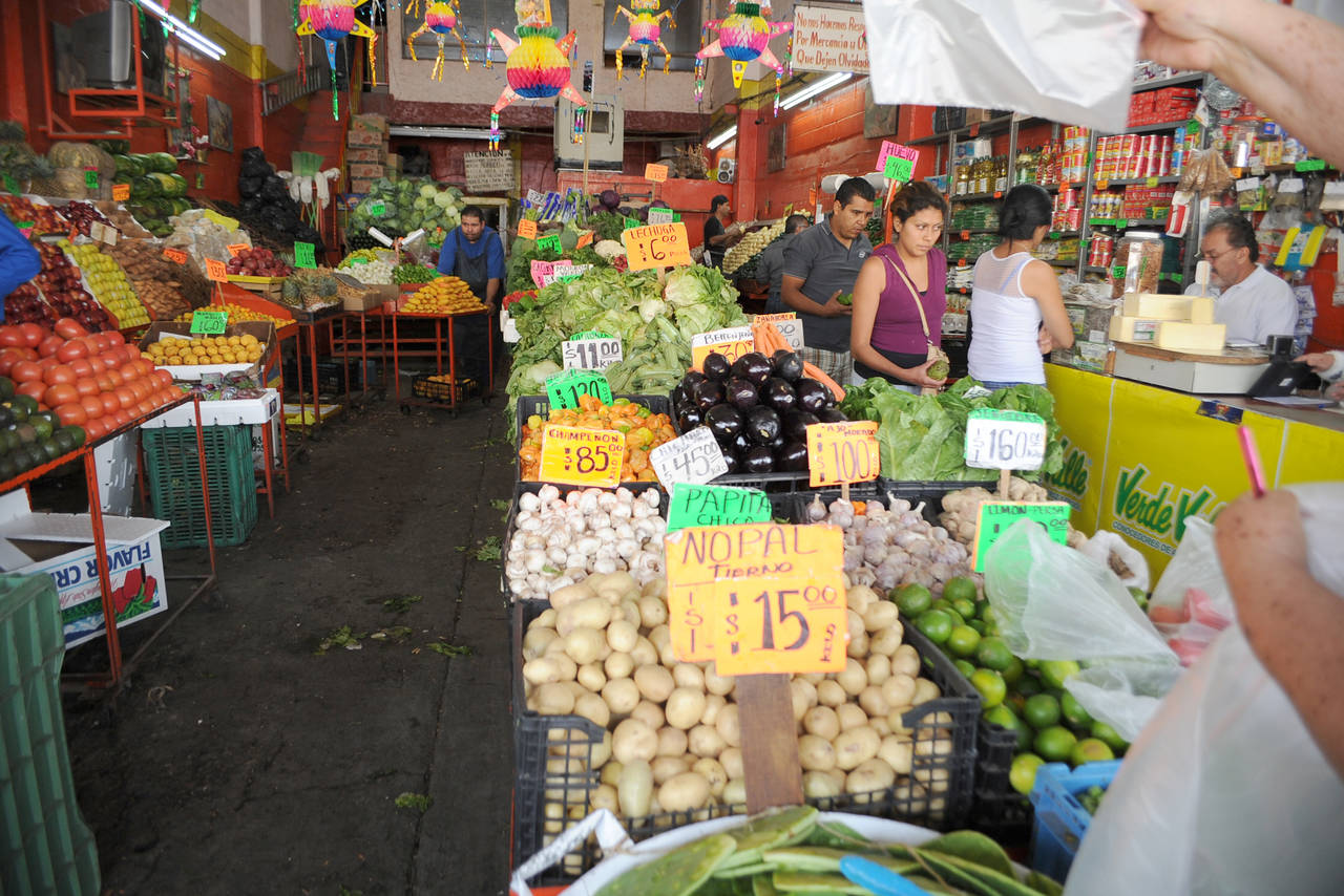 Hortalizas. Sólo los precios de las hortalizas comienzan a encarecerse en los mercados de abastos. (ARCHIVO)