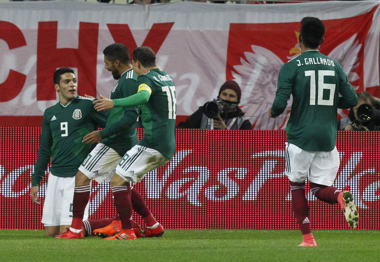 México cierra con victoria su 'mini gira' europea