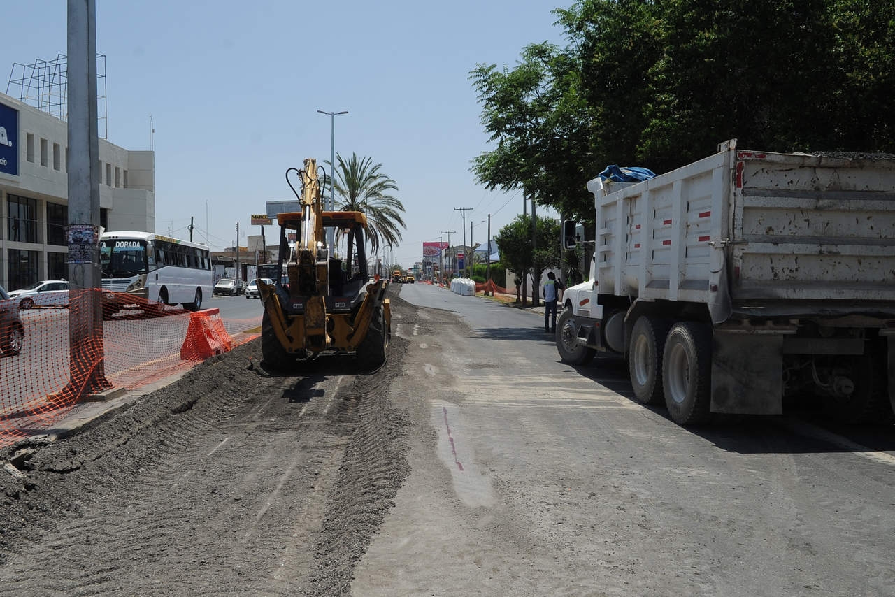 Los hechos se registraron la tarde del martes en la confluencia de bulevar Revolución y calle Jiménez de la zona centro de Torreón. (ARCHIVO)