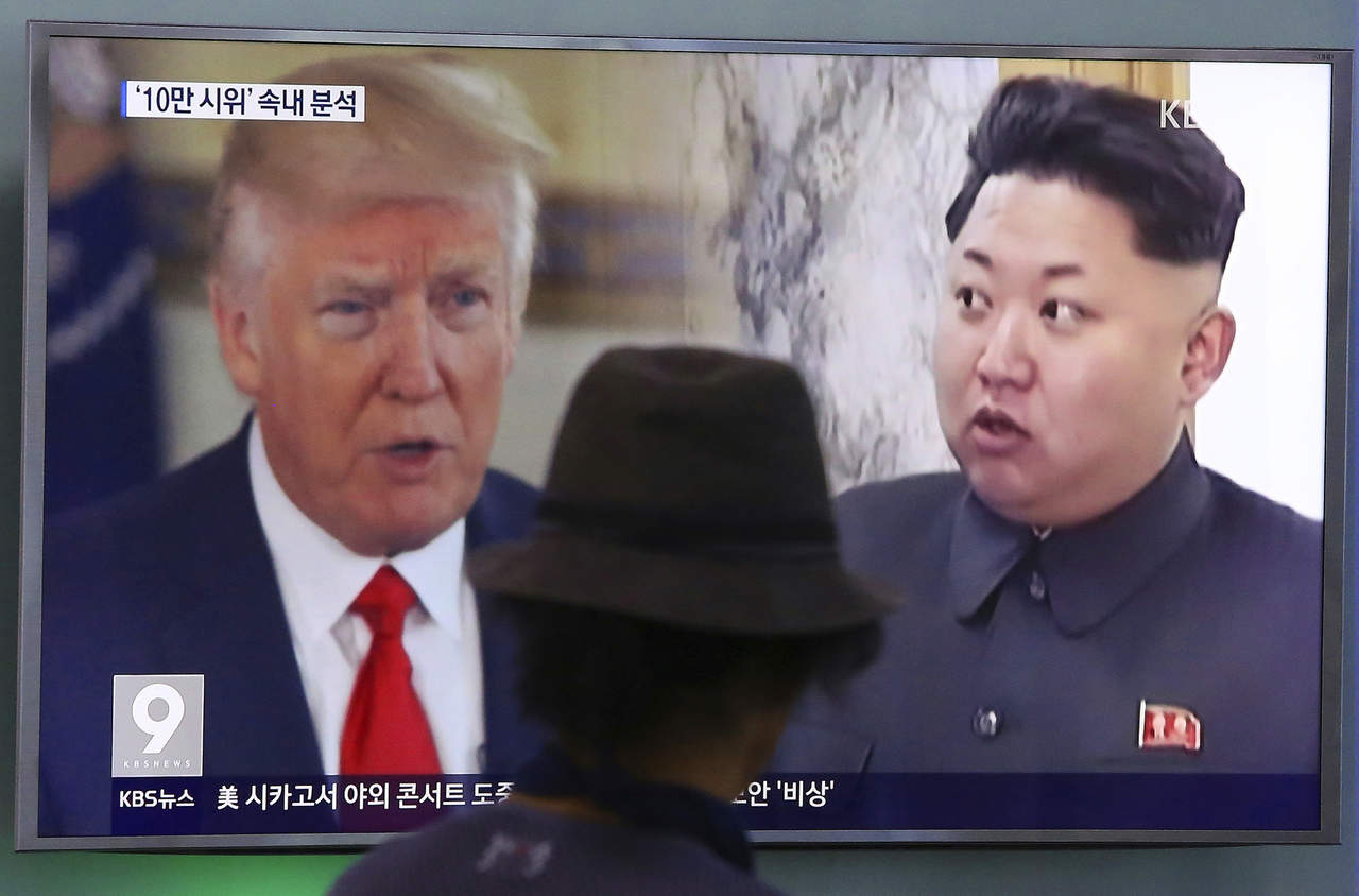 La visita de Trump a Asia estuvo muy marcada por las tensiones con Corea del Norte y el llamamiento a la comunidad internacional para que esté unida a la hora de condenar y presionar al régimen de Pyongyang para que ponga fin a su programa nuclear y de misiles. (AP)