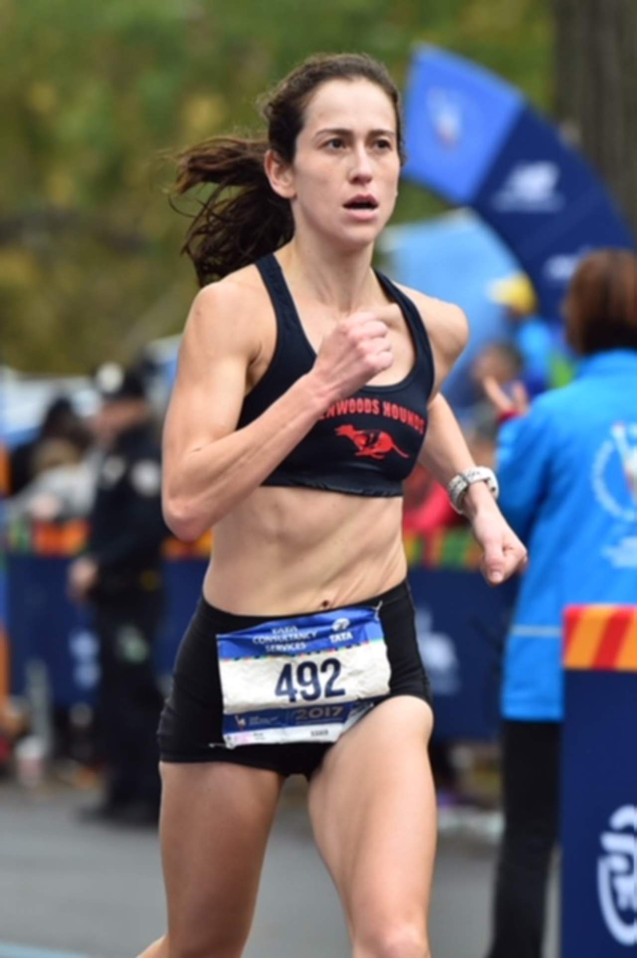 La corredora de 35 años paró el cronómetro en 2 horas, 49 minutos y 37 segundos dentro del pasado Maratón de NY.