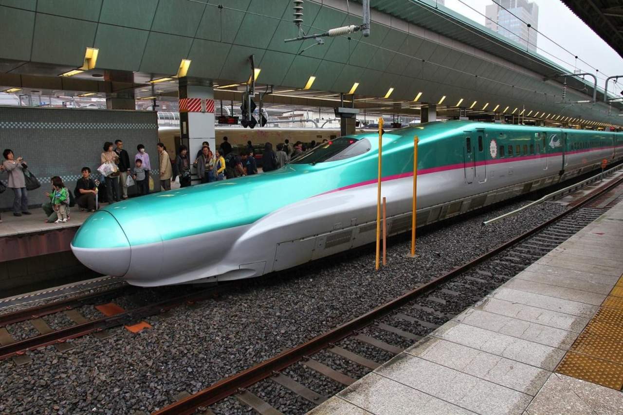 Compañía japonesa se disculpa porque el tren salió 20 segundos antes
