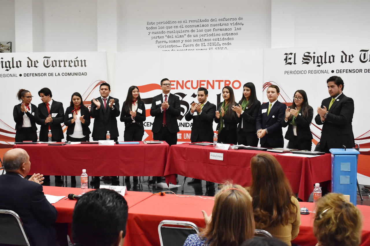 Final. Hoy se definirá al ganador de los debates universitarios organizados por El Siglo de Torreón. (EL SIGLO DE TORREÓN)