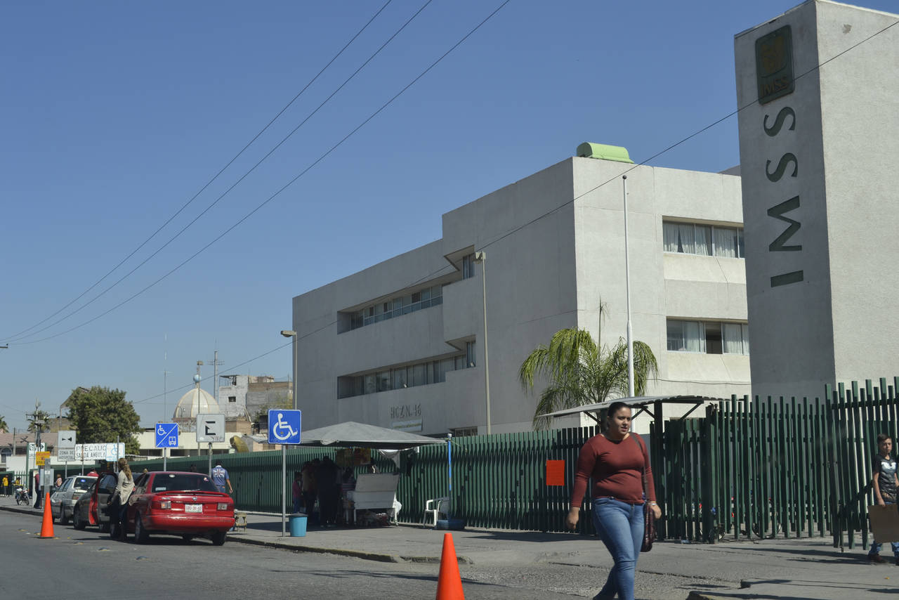 Mueren. Reportan la muerte de dos personas en la Clínica número 46 del IMSS de Gómez Palacio. 