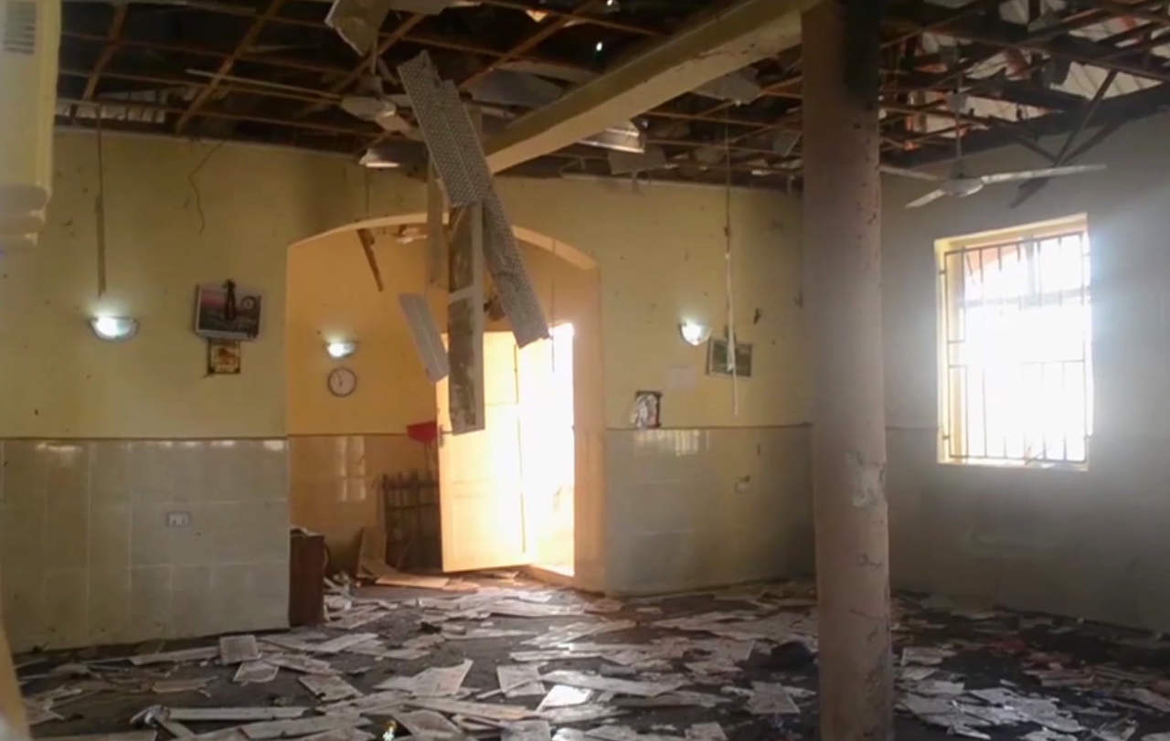 El ataque se registró dentro de una mezquita llena de fieles durante las oraciones de la mañana en la ciudad de Mubi. (AP)
