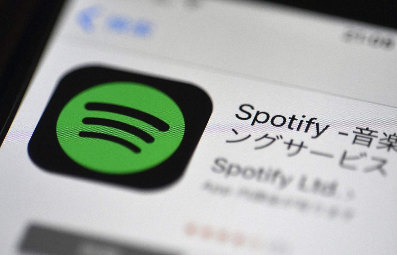 Spotify Premium brinda acceso a 30 millones de canciones sin publicidad y con la posibilidad de escuchar música sin estar conectado a internet. (ARCHIVO)