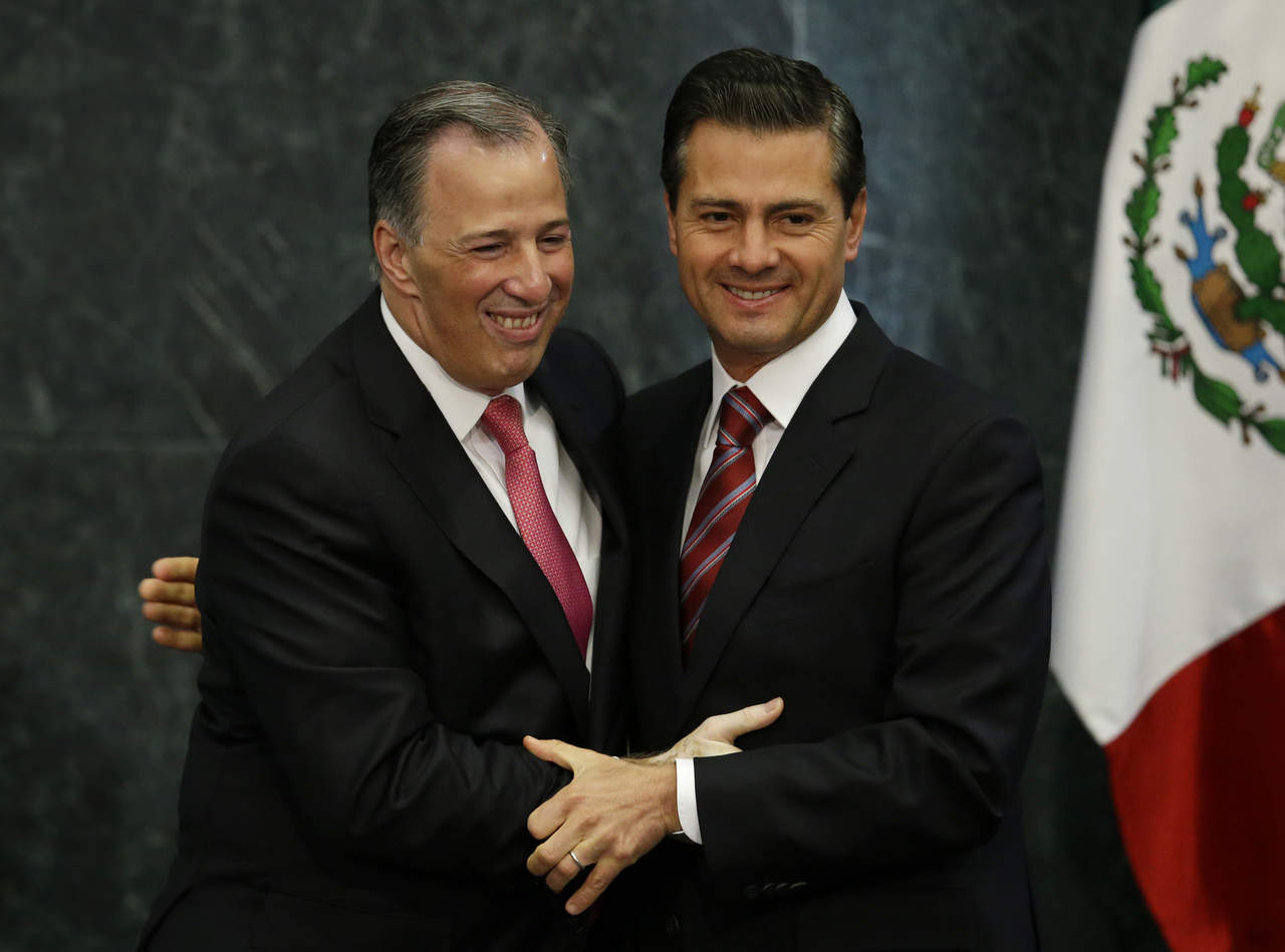 Peña Nieto anunció hoy cambios en su gabinete. (AP) 