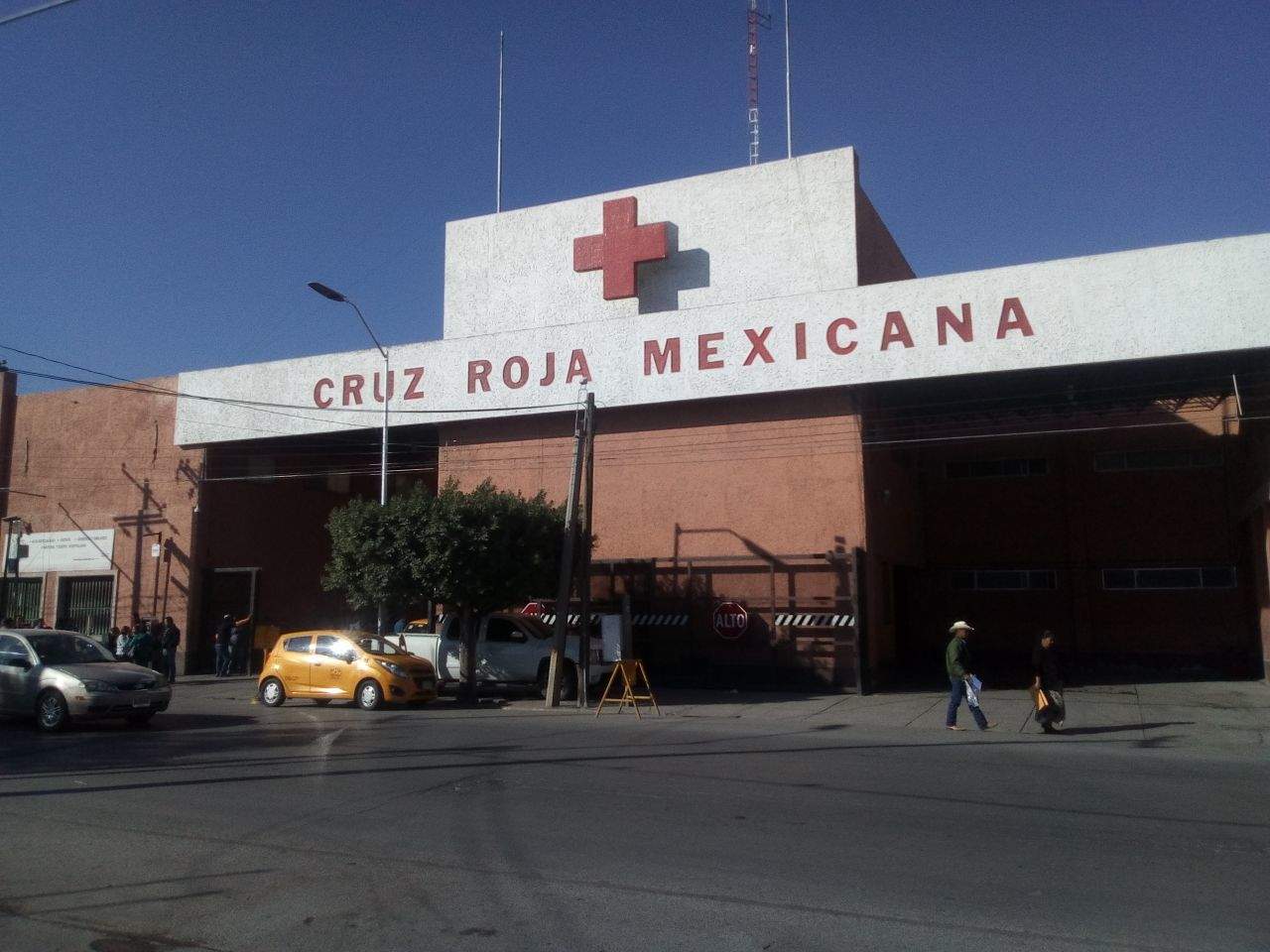El hombre falleció mientras recibía atención médica en la Cruz Roja de Torreón. (EL SIGLO DE TORREÓN)