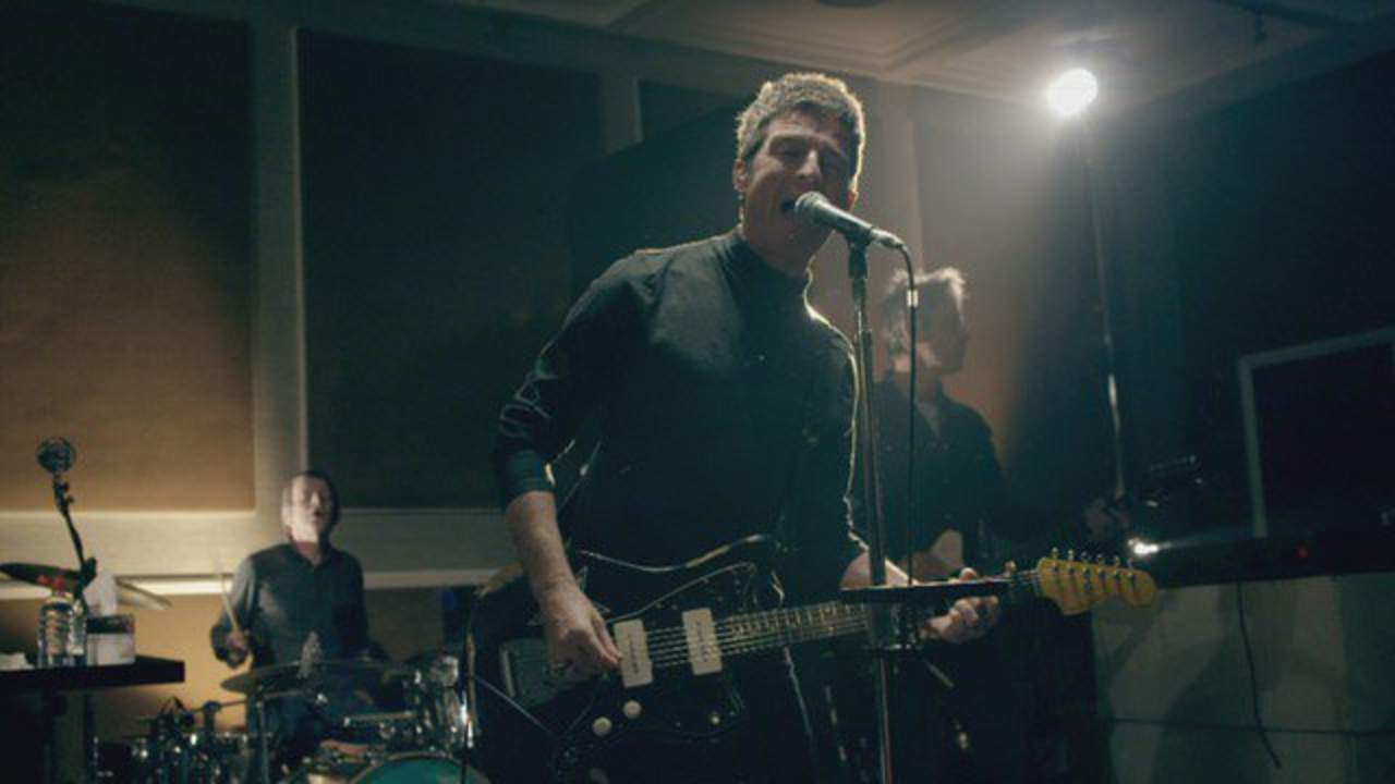 Noel Gallagher rompió el silencio luego de que su sencillo ‘Holy mountain’ ha sido señalado como una copia de “She bangs”, tema que diera a conocer Ricky Martin en el año 2000. (AGENCIA MÉXICO)