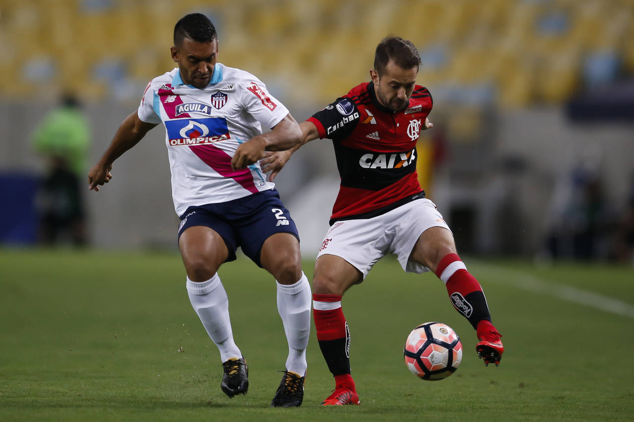 Flamengo se llevó la victoria 2-1 en el juego de ida. Junior y Flamengo, por pase  a la final