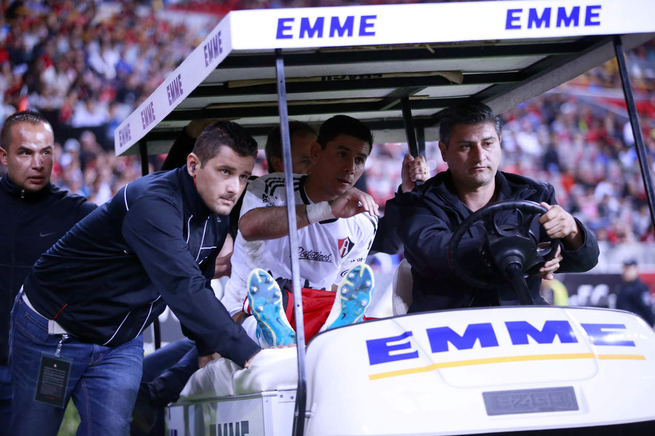 Ustari, de 31 años, se lesionó el miércoles al final del partido que el Atlas empató 1-1 con Tigres.