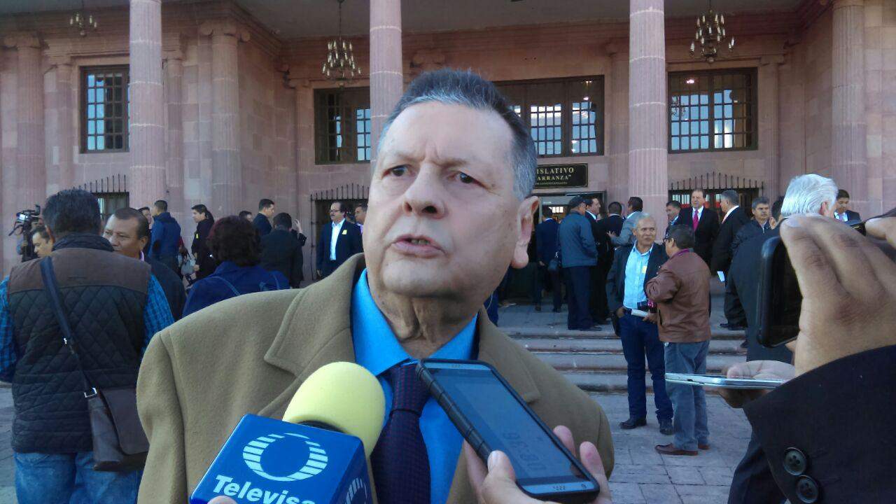 Javier Díez de Urdanivia, presidente de la CDHEC, fue tajante al señalar que si no hay denuncia no habrá investigación; “No, si no hay queja no”, indicó.