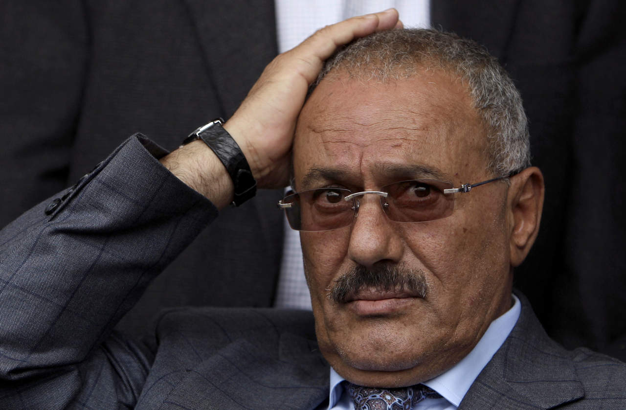 La muerte de Saleh, que gobernó Yemen durante más de tres décadas, fue reportada a la cadena Al Arabiya por fuentes de su partido, pero hasta ahora no ha podido ser confirmada por otras fuentes independientes. (AP)