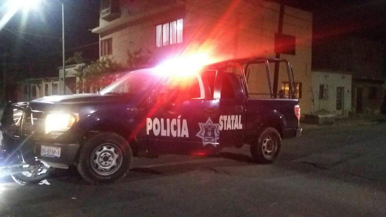 Patrulla de la Policía Estatal arrolla a familia en Gómez Palacio