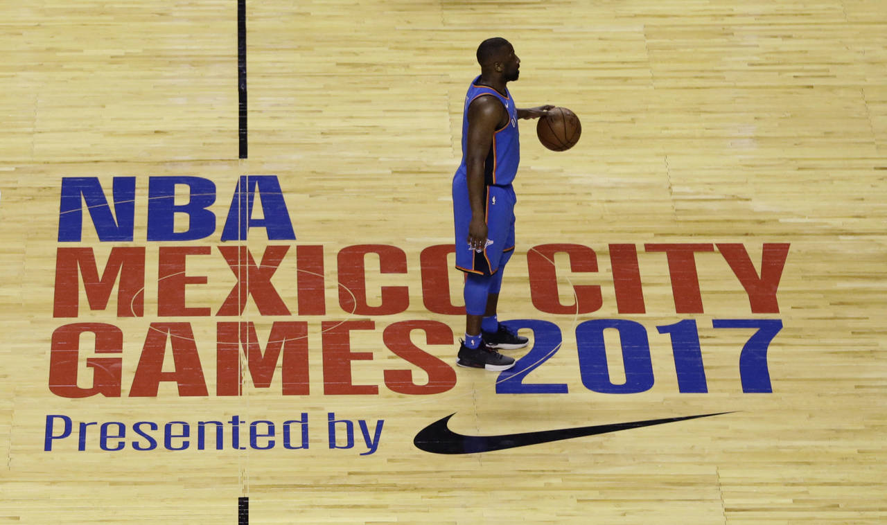 La NBA está complacida con la respuesta de los aficionados mexicanos. Celebra NBA 25 años en México