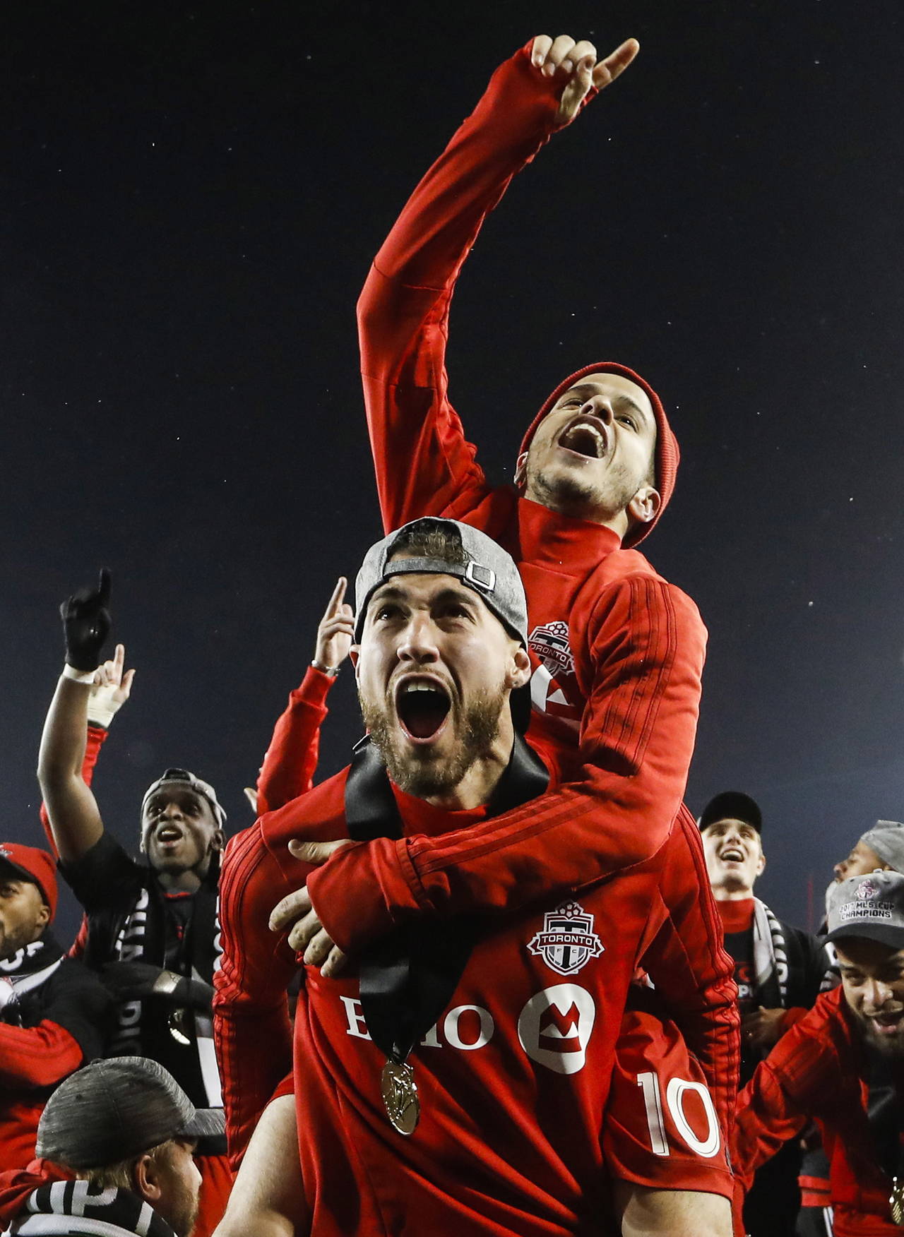 El Toronto FC se proclamó campeón de la Liga Profesional de Futbol de Estados Unidos (MLS) ayer. Toronto levanta  su primer título
