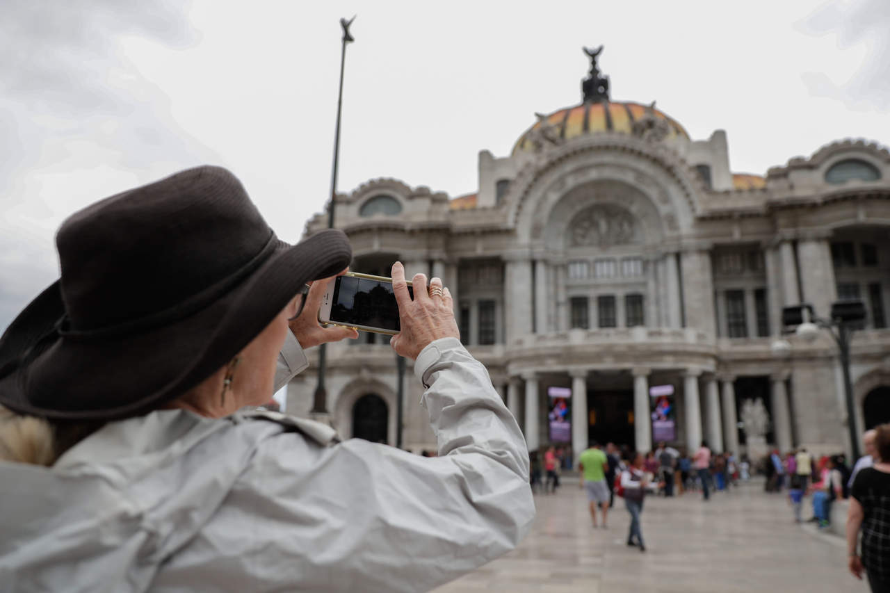 El titular de la Secretaría de Turismo (Sectur), Enrique de la Madrid Cordero, detalló que al final de 2017 México podría escalar una posición en el ranking mundial en captación de turistas internacionales y llegar al séptimo lugar. (ARCHIVO)