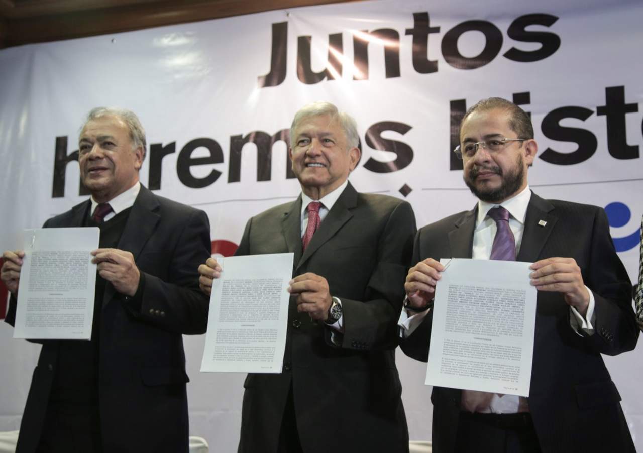 Expresaron su intensión de apoyar a Andrés Manuel López Obrador como su candidato presidencial. (ARCHIVO)