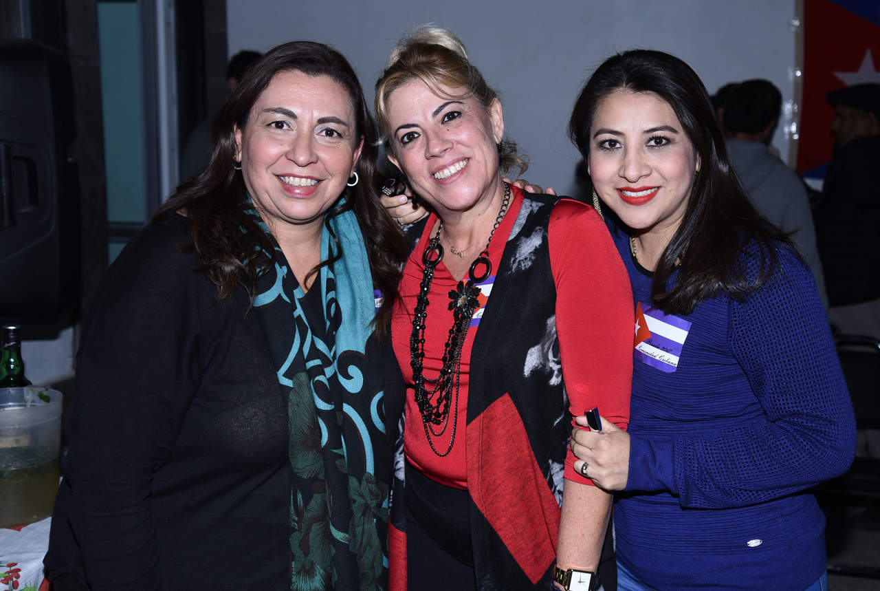 Gaby Fuentes, Vilma Espinoza y Zuleyka Márquez.
