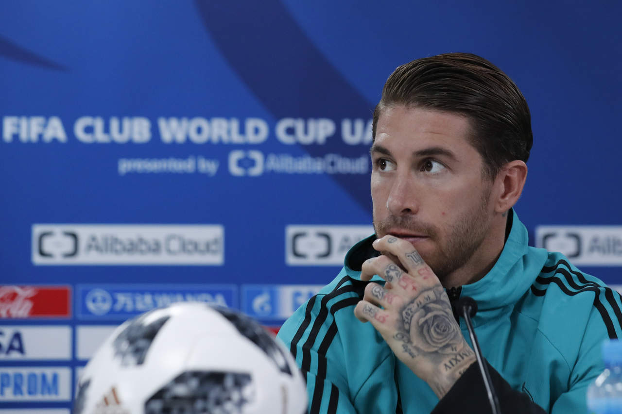 Sergio Ramos dijo que el VAR se tardó en llegar al futbol. (AP)