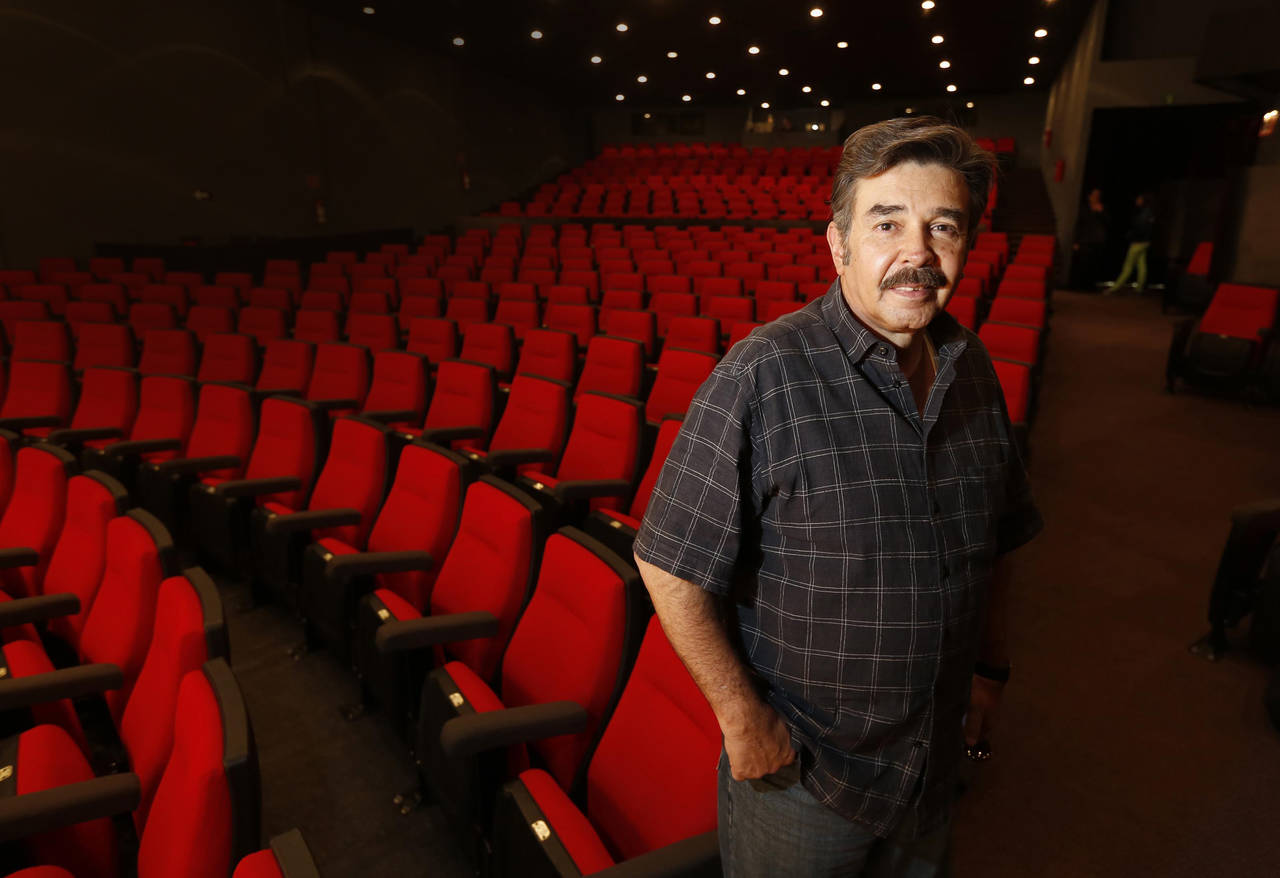 “Siendo que la industria teatral mexicana es de las mejores del mundo y yo me siento muy orgulloso de hacer teatro mexicano”. JORGE ORTIZ DE PINEDO, actor.