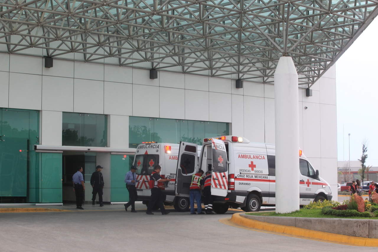 La mujer fue trasladada al hospital 450 de Durango. (ARCHIVO) 