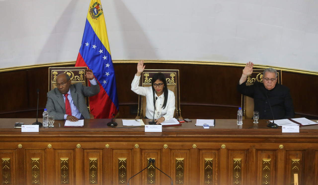 El órgano plenipotenciario dominado por el chavismo aprobó por unanimidad suprimir la alcaldía, y por esa medida sus trabajadores serán transferidos a otras entidades locales. (ARCHIVO)