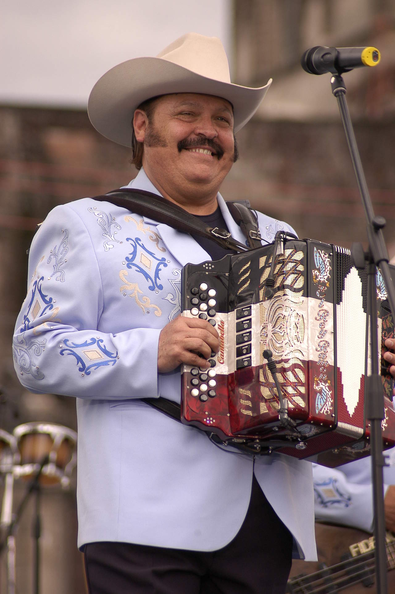 Ramón Ayala alista bioserie con la que celebrará más de 50 años de carrera, así lo reveló en entrevista para el programa Ventaneando. (AGENCIA MÉXICO)