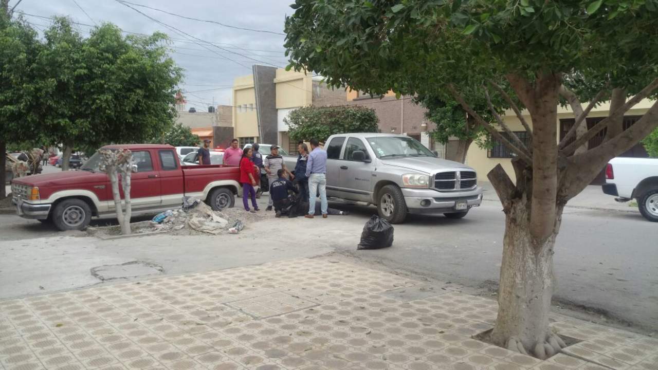 El accidente se registró cerca de las 13:30 horas en calle Donato Guerra, entre Corregidora y Aldama. (EL SIGLO DE TORREON)
