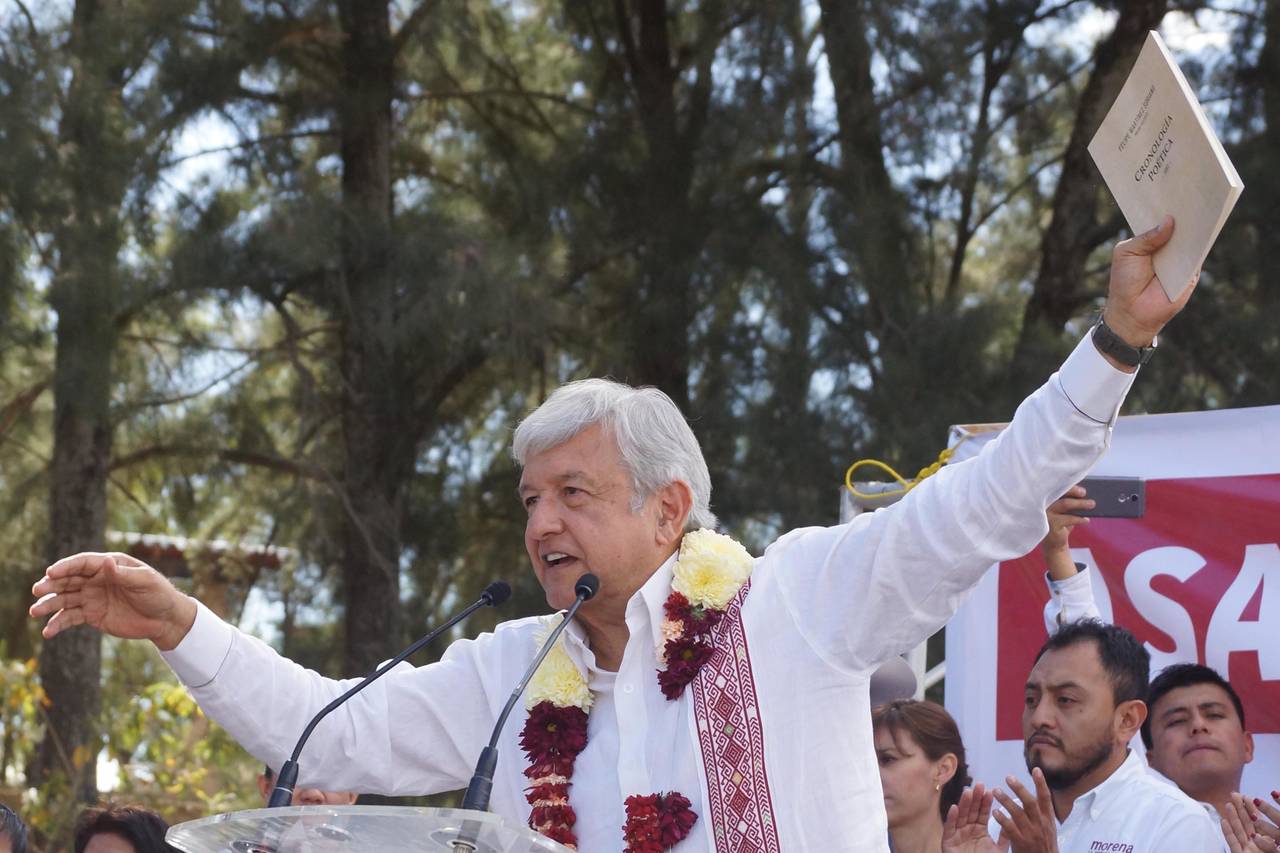 Crítica. Andrés Manuel López Obrador, asegura que la Ley de Seguridad Interior es 'un capricho' .