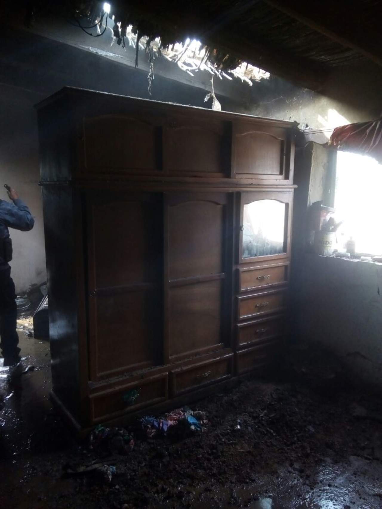 Se incendia casa en ejido de Gómez Palacio