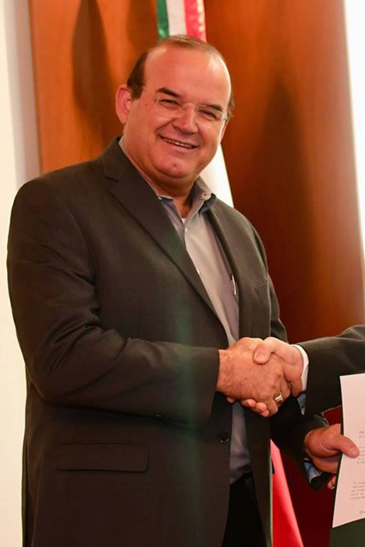 Cargo. Jaime Guerra Pérez fue presentado ante el personal de la dependencia.